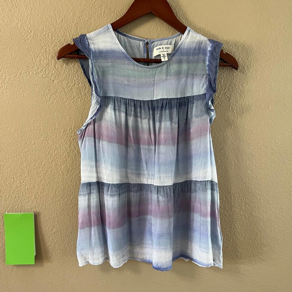 Anthropologie cloth & Stone Ombre ruffle shoulder peplum hem sleeveless top